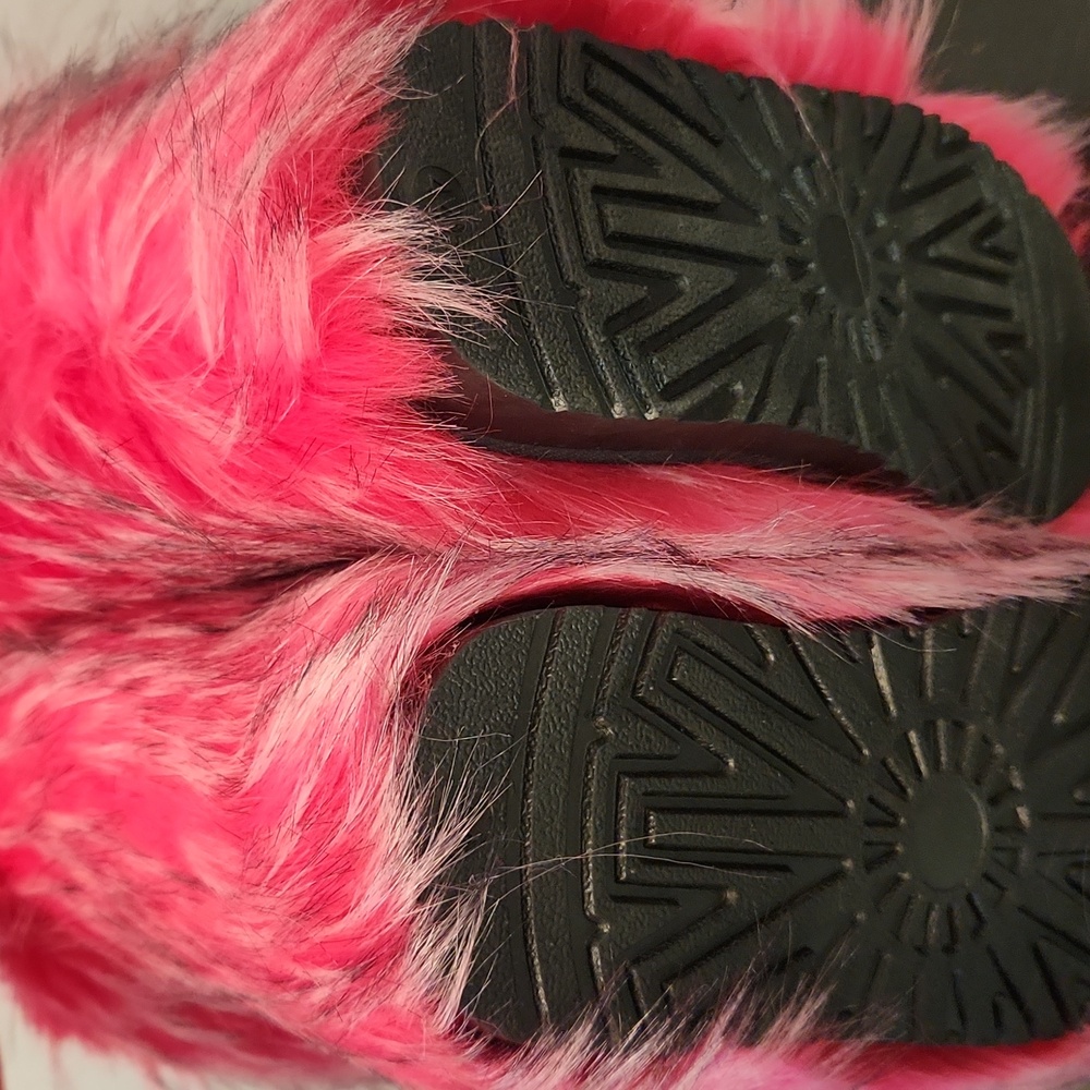 Pink Fur Rave Boots 11 - Picture 3 of 5